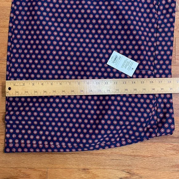 Croft & Barrow Women Skort Size 14 Regular Mid rise Blue White Red Pockets NWT - Picture 8 of 15